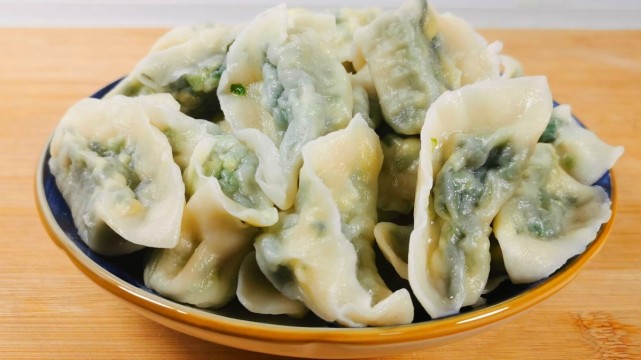 素饺子煮多长时间能熟（素饺子煮多长时间能熟韭菜鸡蛋）